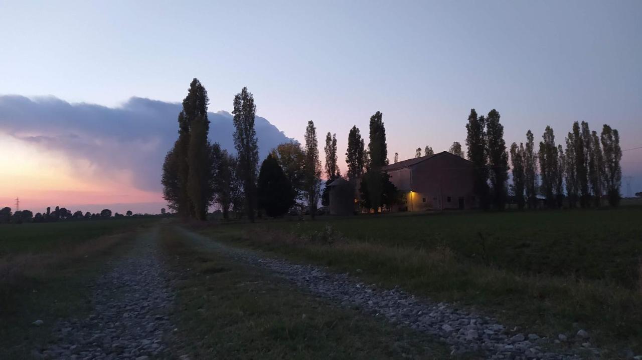 Bed and Breakfast Le Stanze Di Matilde Crevalcore Екстер'єр фото